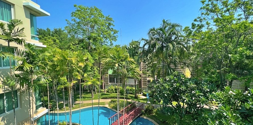 Кондоминиум с 3 спальнями в Хуа Хине, Таиланд № 168407