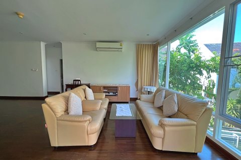 Кондоминиум с 3 спальнями в Хуа Хине, Таиланд № 168407 - фото 3