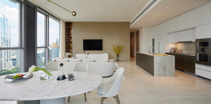 Condo in Bangkok, Thailand, 2 bedrooms  № 180638
