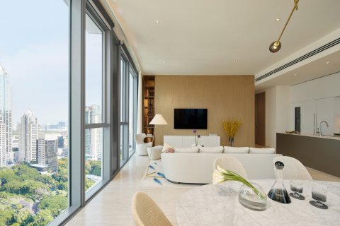 Condo in Bangkok, Thailand, 2 bedrooms  № 180638 - photo 2