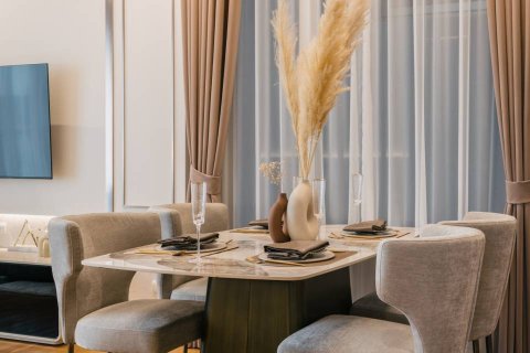 Condo in Bangkok, Thailand, 2 bedrooms  № 180633 - photo 7