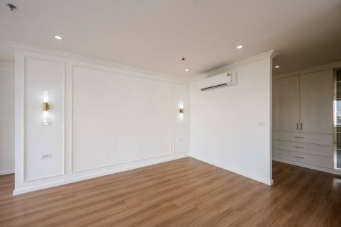 Condo à Bangkok, Thaïlande, 3 chambres  № 180635 - photo 24