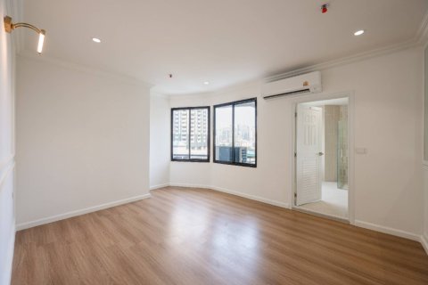Condo à Bangkok, Thaïlande, 3 chambres  № 180635 - photo 22