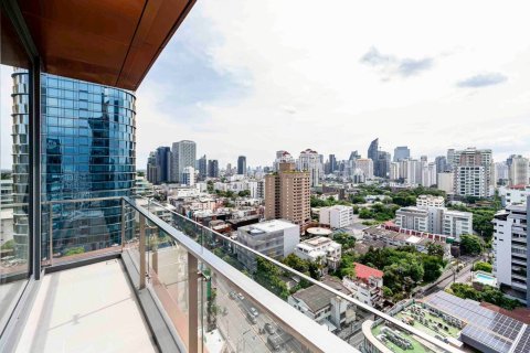 Condo in Bangkok, Thailand, 2 bedrooms  № 180632 - photo 9
