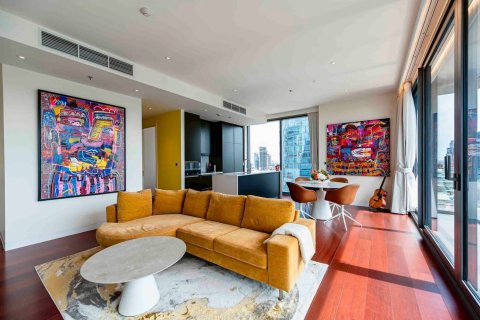 Condo in Bangkok, Thailand, 2 bedrooms  № 180632 - photo 2