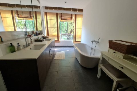 Кондоминиум с 3 спальнями в Ян Наве, Бангкок, Таиланд № 154421 - фото 7