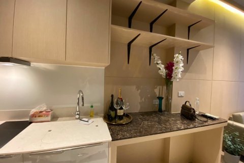 Студия в кондо в Банг Раке, Бангкок, Таиланд № 154416 - фото 4