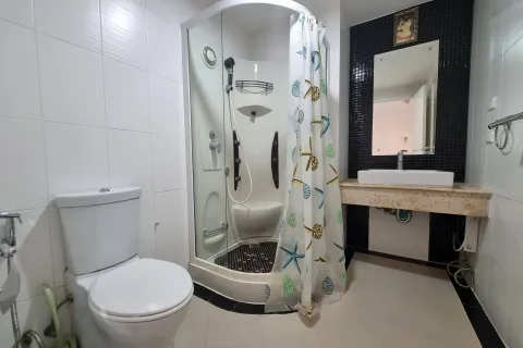 Condo in Phuket, Thailand, 2 bedrooms № 171247 - photo 20