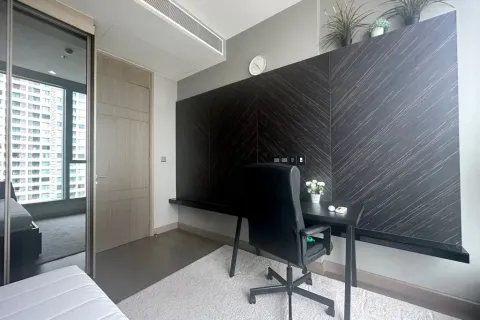 Condo à Huai Khwang, Bangkok, Thaïlande, 2 chambres  № 171252 - photo 11