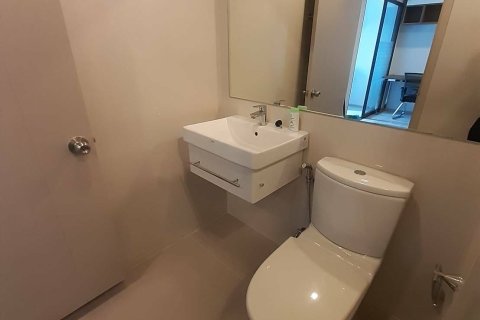 Студия в кондо в Клонг Тоэй, Бангкок, Таиланд № 171251 - фото 9