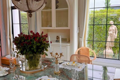 Maison à Saphan Sung, Bangkok, Thaïlande 5 chambres № 148665 - photo 1