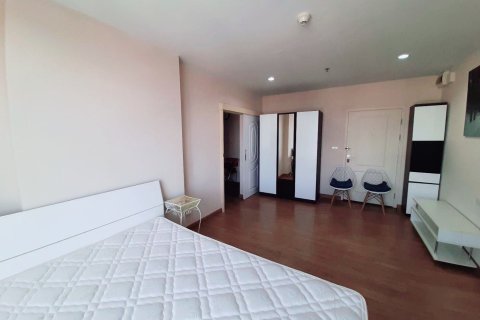 Condo in Bang Sue, Bangkok, Thailand, 2 bedrooms  № 148662 - photo 10