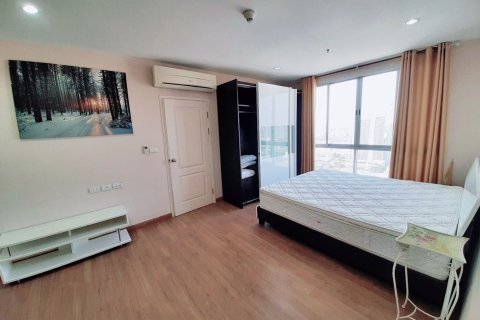 Condo in Bang Sue, Bangkok, Thailand, 2 bedrooms  № 148662 - photo 9