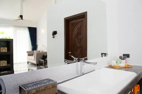 Villa in Ko Chang, Thailand 5 bedrooms № 148664 - photo 20