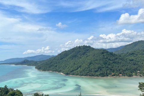 Land in Ko Samui, Thailand 6400 sq.m. № 161266 - photo 2