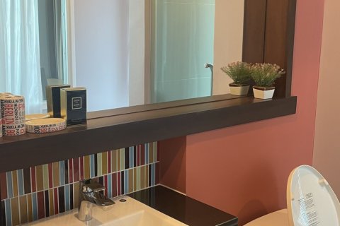 Condo in Chiang Mai, Thailand, 2 bedrooms  № 161264 - photo 7