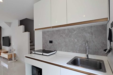 House in Phuket, Thailand 3 bedrooms № 161262 - photo 5