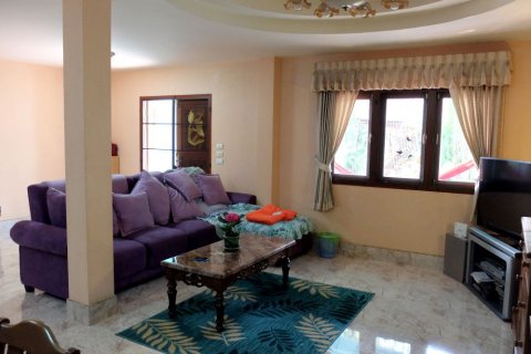 House in Chiang Mai, Thailand 4 bedrooms № 162476 - photo 3