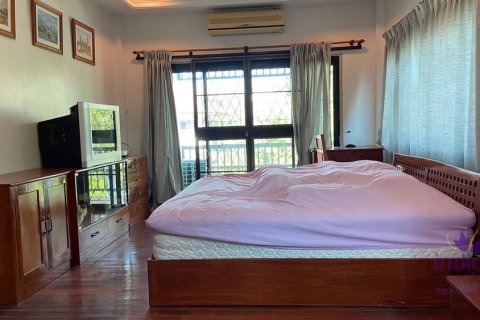 Maison à Chiang Mai, Thaïlande 4 chambres № 162479 - photo 7