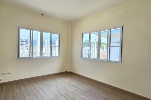 House in Kathu, Thailand 3 bedrooms № 173713 - photo 12