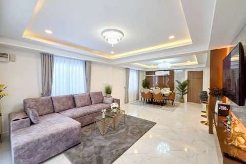 Вилла в Паттайе, Таиланд с 5 спальнями  № 173709 - фото 5