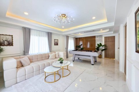 Вилла в Паттайе, Таиланд с 5 спальнями  № 173709 - фото 27