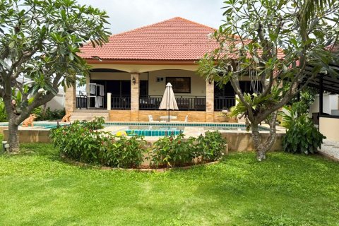 Villa à Cha-am, Thaïlande 4 chambres № 173711 - photo 1