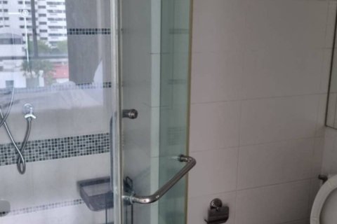 Studio in the Condo in Sathon, Bangkok, Thailand  № 173714 - photo 10