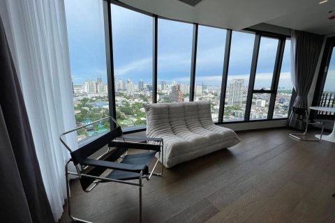 Studio in the Condo in Khlong Toei, Bangkok, Thailand  № 158128