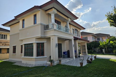 Дом в Рангсите, Таиланд с 3 спальнями  № 158124 - фото 6