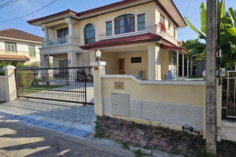 Дом в Рангсите, Таиланд с 3 спальнями  № 158124 - фото 2