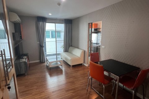 Condo à Bang Na, Bangkok, Thaïlande, 2 chambres  № 158129 - photo 2