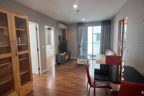 Condo à Bang Na, Bangkok, Thaïlande, 2 chambres  № 158129