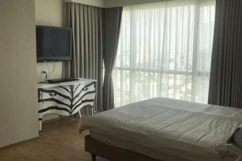 Кондоминиум с 2 спальнями в Пхая Тая, Бангкок, Таиланд № 158130 - фото 3