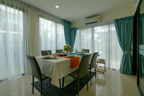 Townhouse in Phuket, Thailand 3 bedrooms № 170796 - photo 6