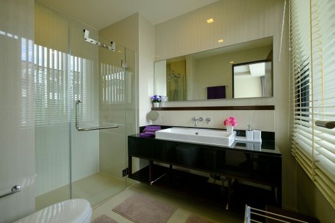 Townhouse in Phuket, Thailand 3 bedrooms № 170796 - photo 9