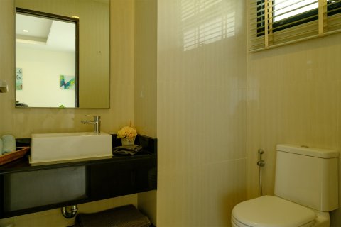 Townhouse in Phuket, Thailand 3 bedrooms № 170796 - photo 23