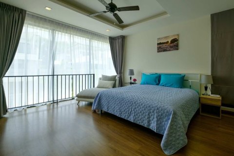 Townhouse in Phuket, Thailand 3 bedrooms № 170796 - photo 13