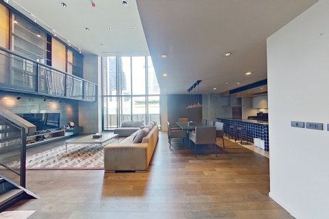 Duplex in Watthana, Bangkok, Thailand 3 bedrooms № 170799 - photo 1