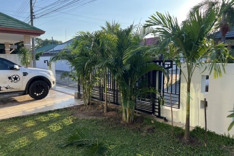 Дом в Паттайе, Таиланд с 3 спальнями  № 170794 - фото 2