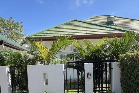 Дом в Паттайе, Таиланд с 3 спальнями  № 170794 - фото 1