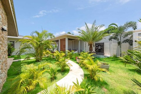 Villa in Ko Samui, Thailand 3 bedrooms № 170795 - photo 2