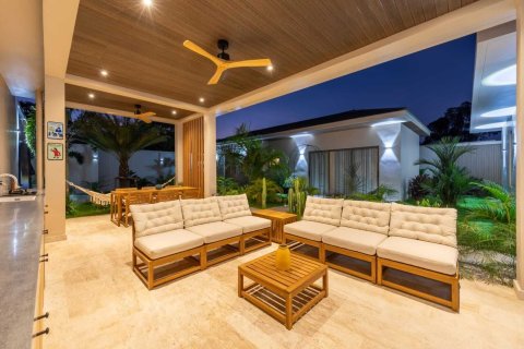 Villa in Ko Samui, Thailand 3 bedrooms № 170795 - photo 18