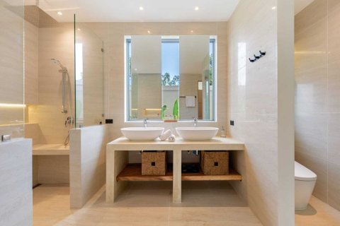 Villa in Ko Samui, Thailand 3 bedrooms № 170795 - photo 11