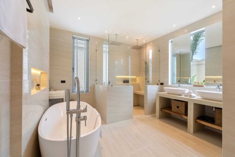 Villa in Ko Samui, Thailand 3 bedrooms № 170795 - photo 10
