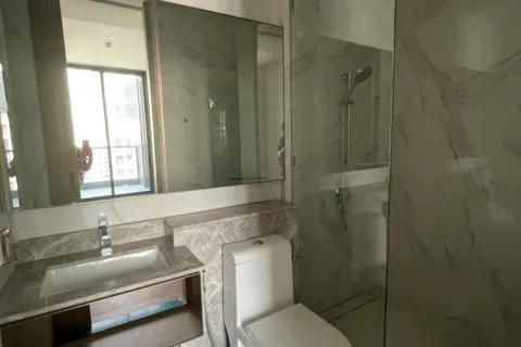 Dúplex de 2 dormitorios en Sathon, Bangkok, Tailandia № 214701 - foto 9