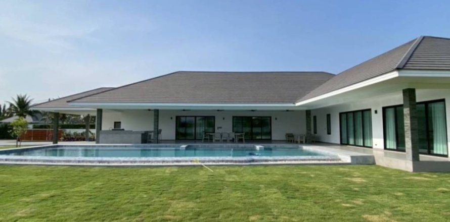 Вилла в Хуа Хине, Таиланд с 5 спальнями  № 162733