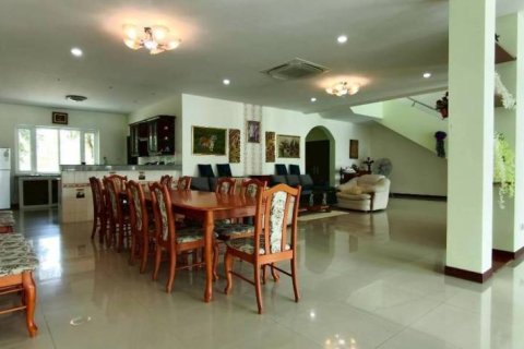 Villa à Pattaya, Thaïlande 7 chambres № 172874 - photo 7