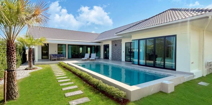 Villa in Hua Hin, Thailand 3 bedrooms № 152598
