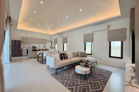 Villa in Hua Hin, Thailand 3 bedrooms № 152598 - photo 4